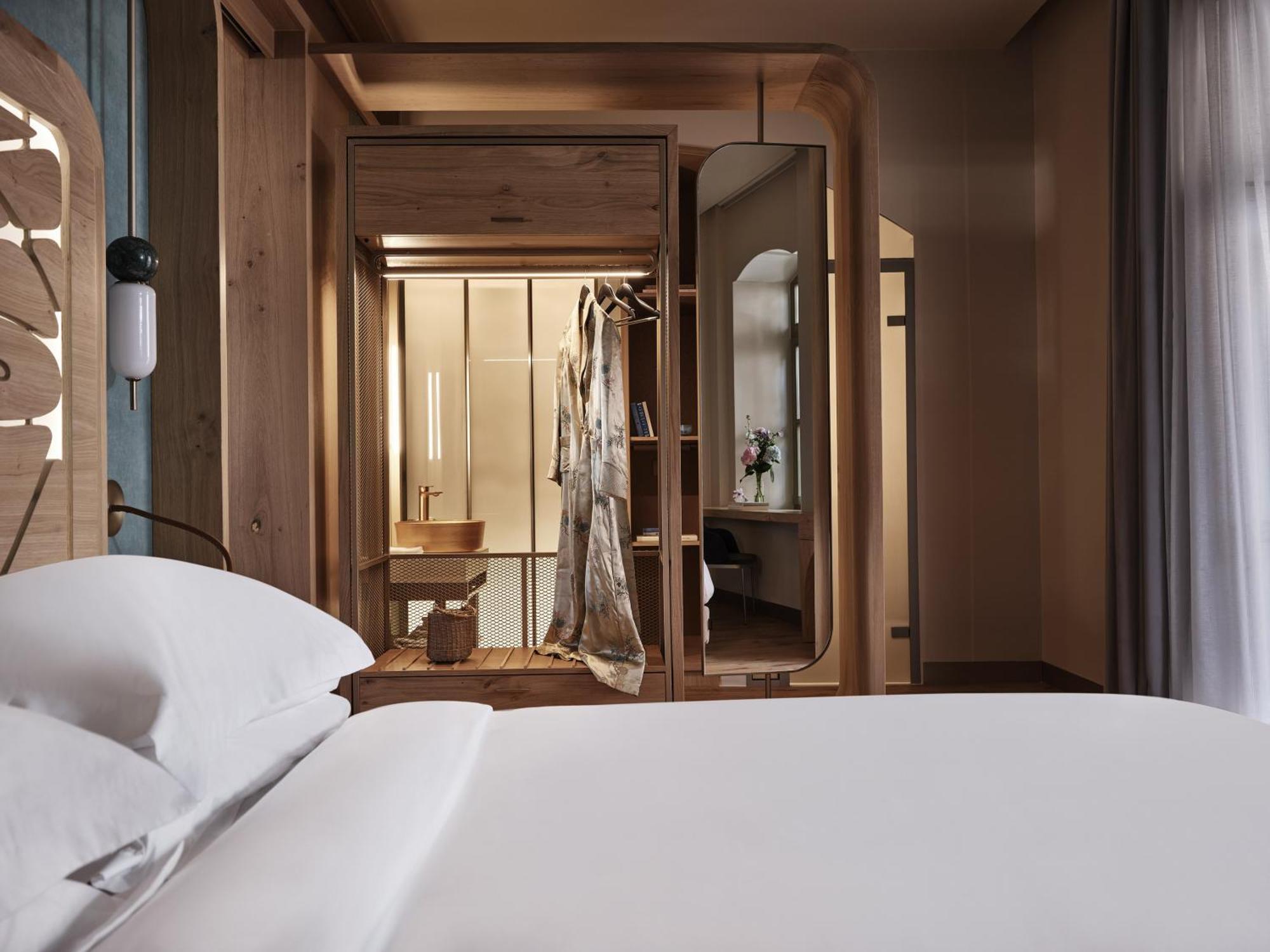 Domus Blanc Boutique Hotel ハニア エクステリア 写真