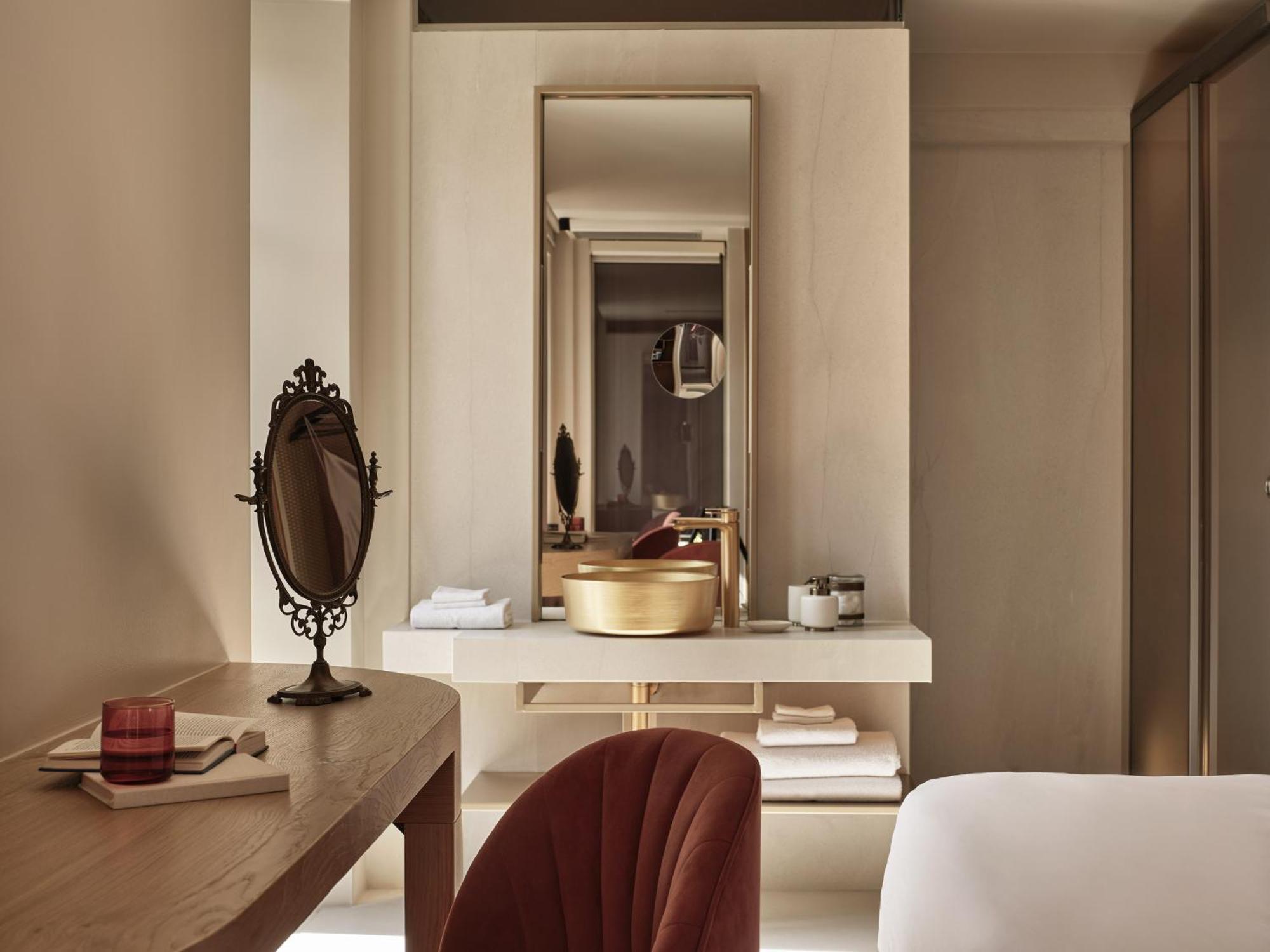 Domus Blanc Boutique Hotel ハニア エクステリア 写真