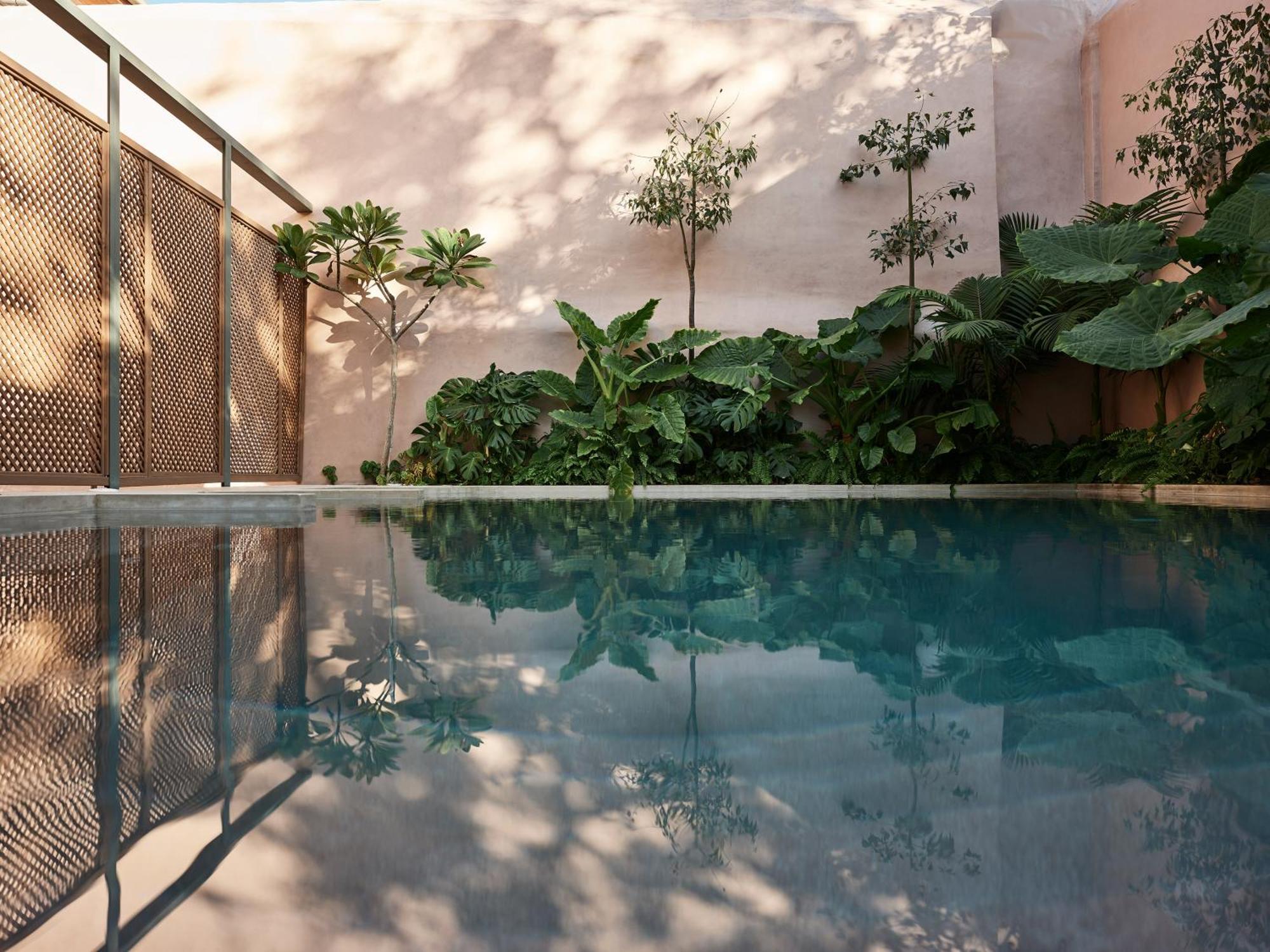 Domus Blanc Boutique Hotel ハニア エクステリア 写真