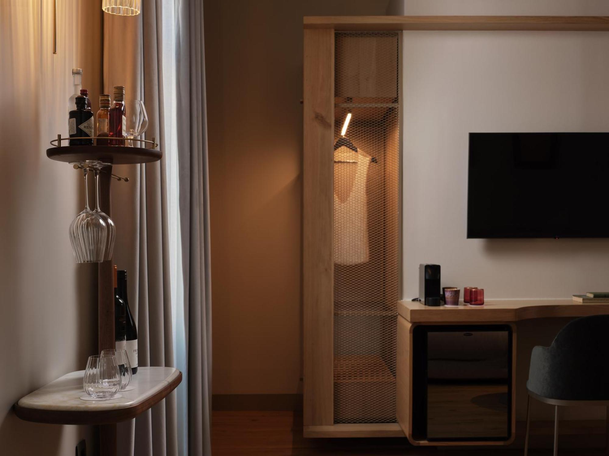Domus Blanc Boutique Hotel ハニア エクステリア 写真